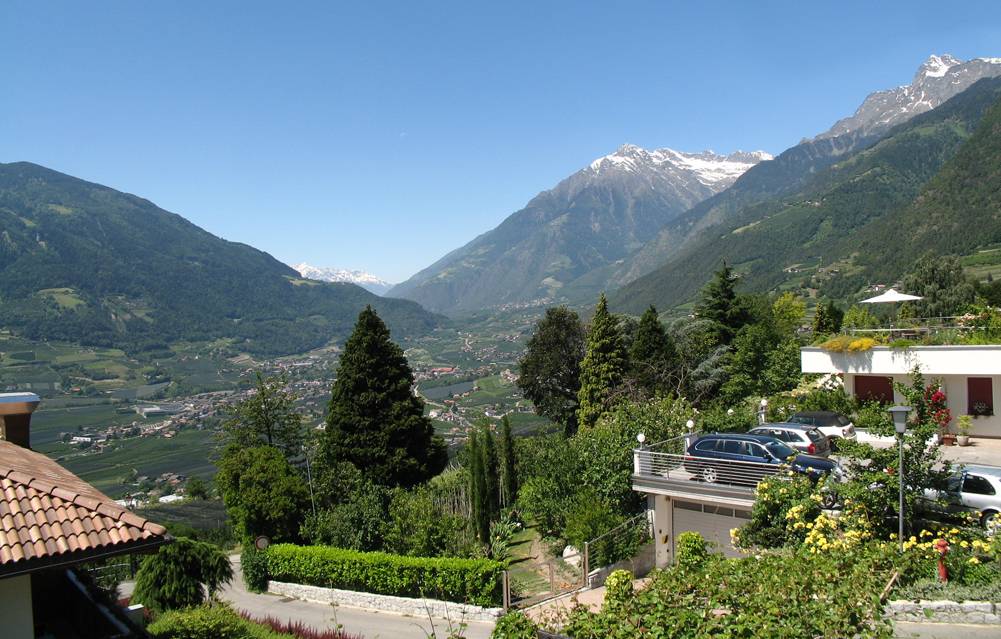 foto appartamento Muta con vista su Lagundo